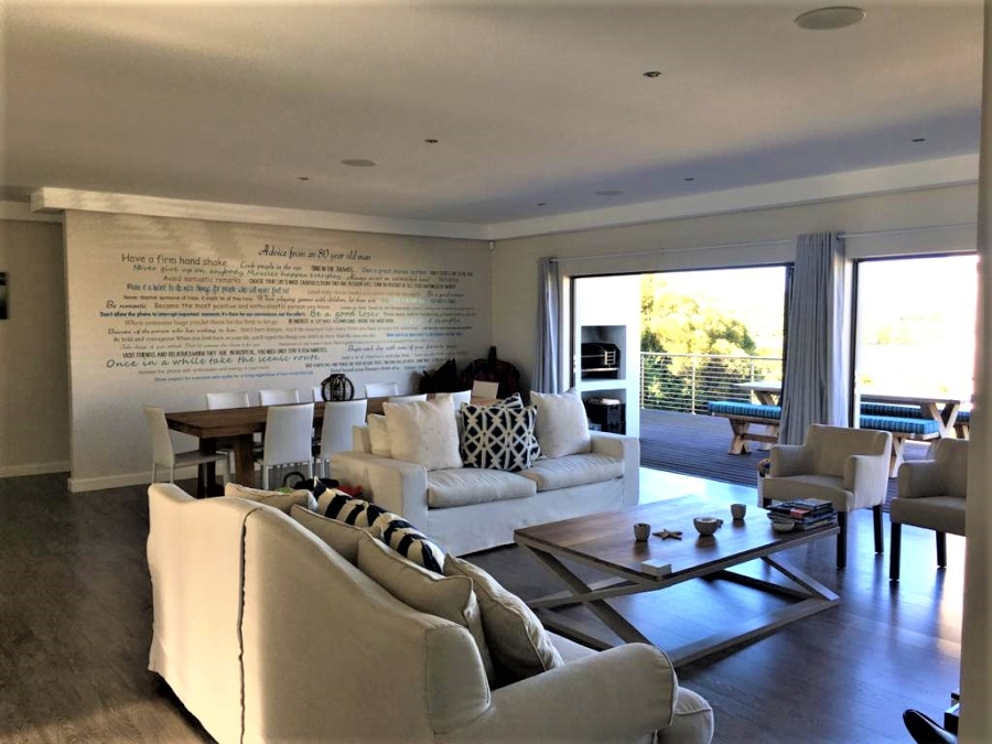 To Let 4 Bedroom Property for Rent in Kromme River Estate Eastern Cape